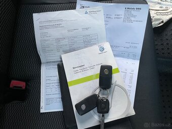 VW T5 2.0 TDI 103KW 9 MÍST NOVÉ ROZVODY - 15