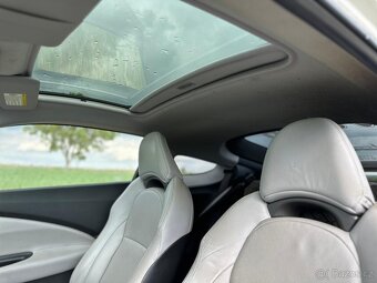 Honda CRZ Hybrid - 15