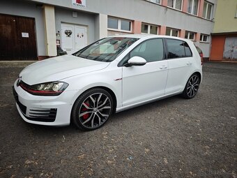 Prodám VW Golf 7 GTI Performance 2014 - 15