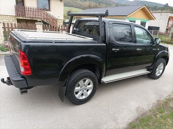 Toyota Hilux 3.0 - 15