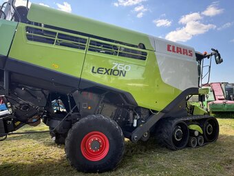 Sklízecí mlátička Claas Lexion 760 TT, adaptér na výběr V770 - 15