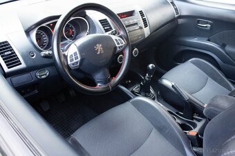 PEUGEOT 4007 2.2 HDi 115kW 7-miestne 2008 - 15
