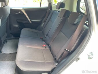 Toyota Rav4 2015,2.0D4D 2WD,Tažné,BEZ KOROZE - 15