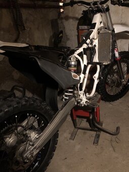 Husqvarna tc 125 2021 Ktm sx 125 - 15