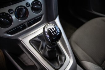 Ford Focus Kombi 1.0 ecoboost Trend /AJ NA SPLATKY/ - 15