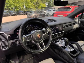 Porsche Cayenne E-Hybrid 4x4 A/T - 15