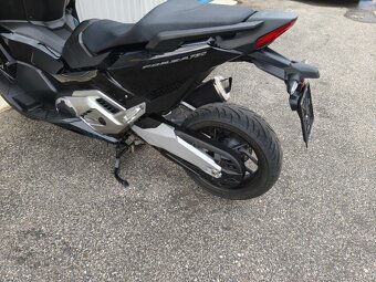 Honda Forza 750 ABS,TC (2022) TOP stav, jako nová, 16 tis.km - 15