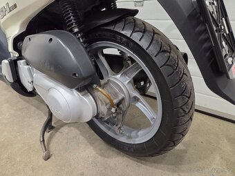Honda SH 125i - 15