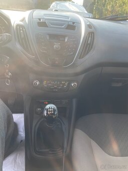 Ford Turneo Courier - 15