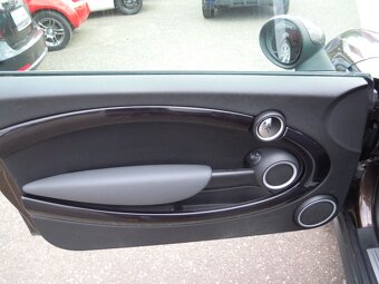 Mini One Clubman 1.4i 70kw (95hp) r.v.4/2009 - 15