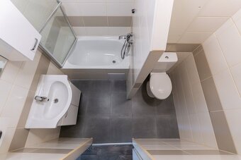 Pronájem bytu 2+kk v osobním vlastnictví, 43 m² – Most, ul.  - 15