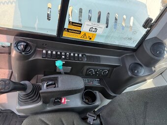 TAKEUCHI TB290, tiltrotátor, 1490 Mth, klima, super stav - 15