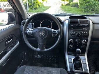 Suzuki Grand Vitara 1.9 DDiS SUV 4x4 Tažné 2 tuny 1. Majitel - 15