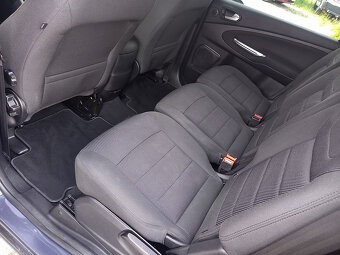 Ford S-MAX  2.0Tdci Titanium+klima+Manuál - 15