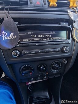 Škoda Rapid 1.2TSI 63KW 2013 najeto 50 tisíc - 15