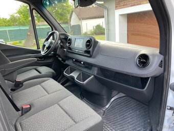 Mercedes Sprinter 316 2,2 CDi 120kW 6míst - 15
