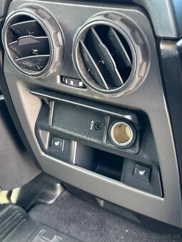 Land Rover Discovery 3 HSE - 15