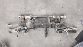 VW GOLF PLUS 1,9TDI BXE díly z auta - 15