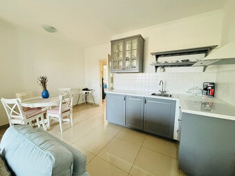 Chorvátsko-trojizbový apartmán s výhľadom na more-PAG - 15