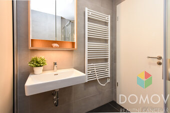 Designově zařízený dům 5+kk, Beroun - 15