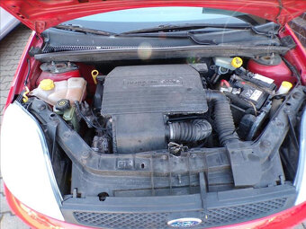 Ford Fiesta 1,3 i - 15