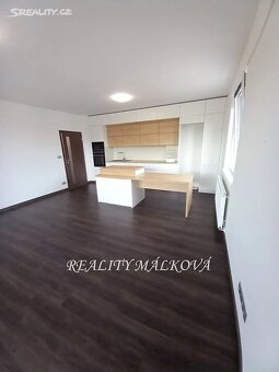 Pronájem bytu 3+kk 83 m² Na Spravedlnosti, Pardubice - 15