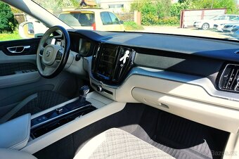 VOLVO XC60 D5 173KW 2018 MOMENTUM CZ ODPOČET DPH - 15