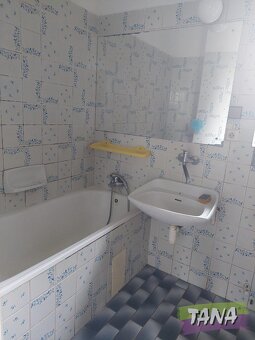 Krajový řadový rodinný dům v obci Herálec v blízkosti měst H - 15