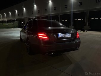 Mercedes Benz E-Class Sedan 220d (2019) ČR auto - 15