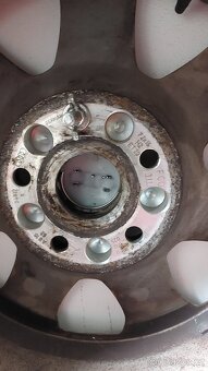 Originální Audi disky 7Jx15 H2 ET39 s pneumatikami Bridgesto - 15