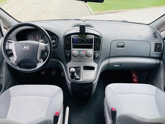 Hyundai H1 2.5 CRDi 125KW MANUÁL SERVISKA TAŽNÉ 2300KG - 15