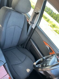 MERCEDES BENZ E 220CDI,KOMBI,TAŽNÉ,MANUÁL,ORIG.KM - 15