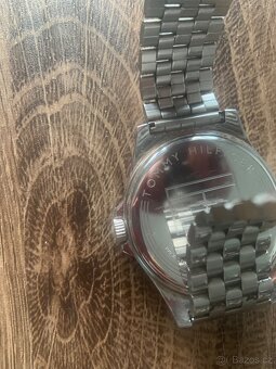 Hodinky TOMMY HILFIGER - 15