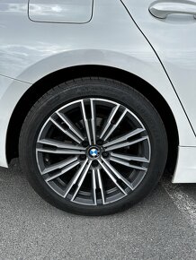 BMW 320d xDrive 2020 M paket - 15