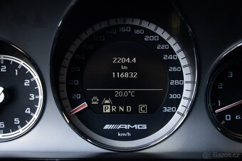 Mercedes E 63 AMG Performance, Krásny stav, Pano, Distronic - 15