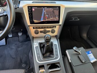 Volkswagen Passat Variant 2.0 TDi Comf. NAVI ALU-18 LED ACC - 15