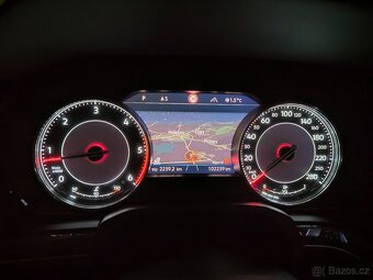 VW Touareg 3,0TDi 4x4 VZDUCH,  KŮŽE, Tažné , r.v.12/2020 DPH - 15