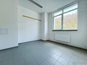 Pronájem kanceláře, 40 m2 -  350 m2, v areálu Adast Adamov - 15