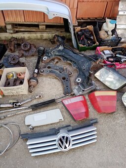 Vw Bora díly - 15