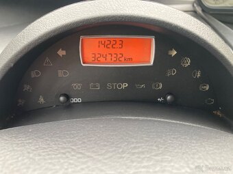 Peugeot 807 2.0HDi 100kW Premium Navi Tažné Webasto STK - 15