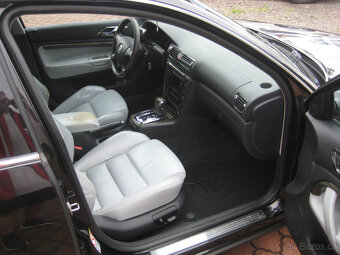 ŠKODA SUPERB 2.5 TDi 120 KW LAURIN/KLEMENT - 15