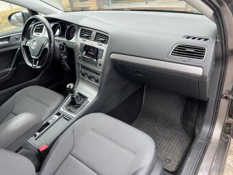 Volkswagen Golf, 1.2 TSI 81kW 1. MAJ. ČR - 15