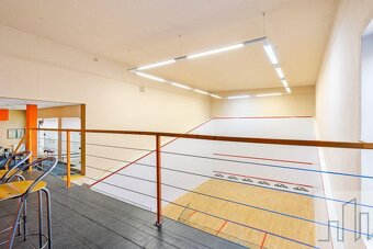Prodej sportovního centra v Karlových Varech - 15