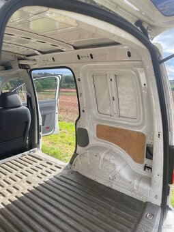Volkswagen Caddy 2.0 SDI - 15