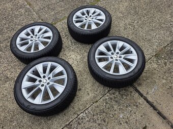 Zimní sada kol ŠKODA Kamiq (braga) 205/55 r17 - 15