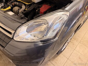 Citroen berlingo 1.6 hdi multispace xtr - 15