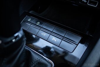 Škoda Octavia Combi 1.6 TDI DSG /aj na splátky/ - 15