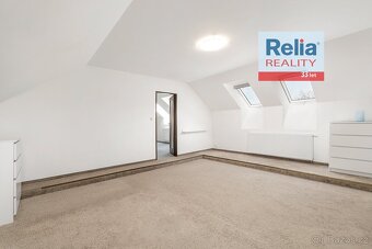 Prostorný dům s velkým potenciálem, 249 m2 - Polní Chrčice - 15