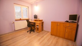 🏡 Rodinný dům v Krkonoších – klidné bydlení i skvělá invest - 15