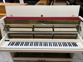 Bílá Yamaha B1 se zárukou 5 let, doprava zdarma. PRODÁNO - 15